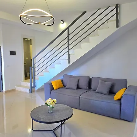 Lura 3 Homes 255 Plazhi San Pietro