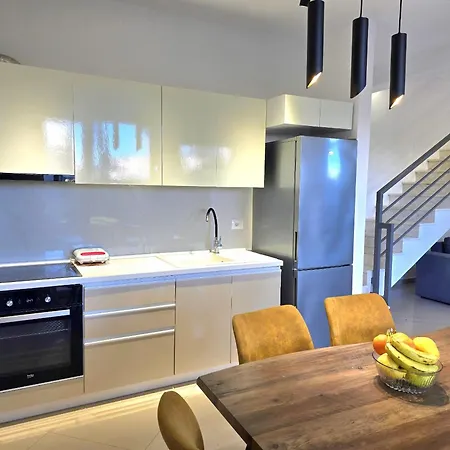 Lura 3 Homes 255 * Plazhi San Pietro